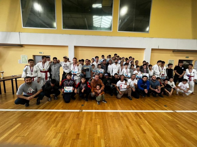 Чемпионат Дагестана по рукопашному бою памяти Магомеда Омарова прошел в Каспийске