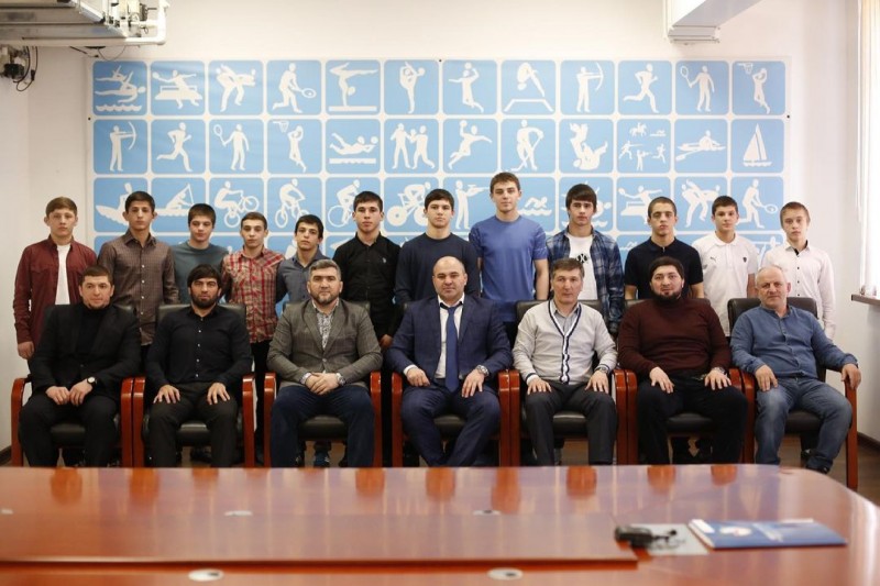 В Минспорте республики чествовали дагестанских вольников, выигравших первенство России