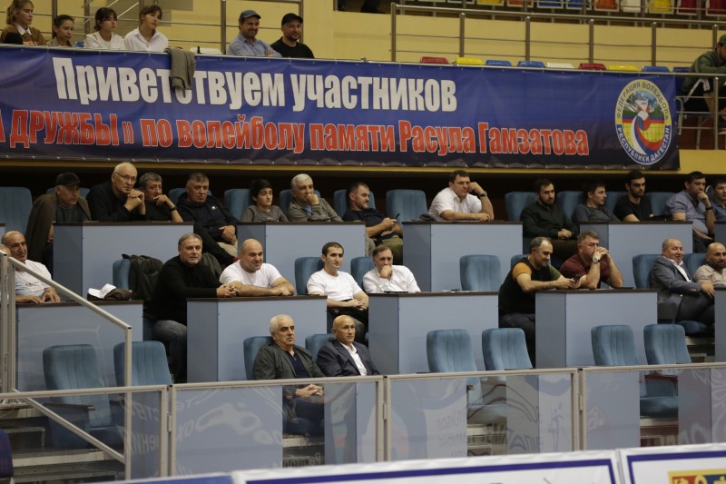 В Каспийске стартовал Кубок России по волейболу памяти Расула Гамзатова