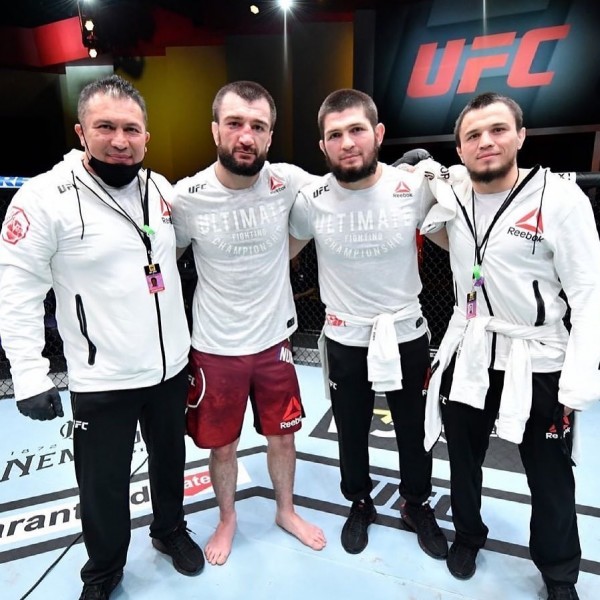 Абубакар Нурмагомедов выиграл первый бой в UFC
