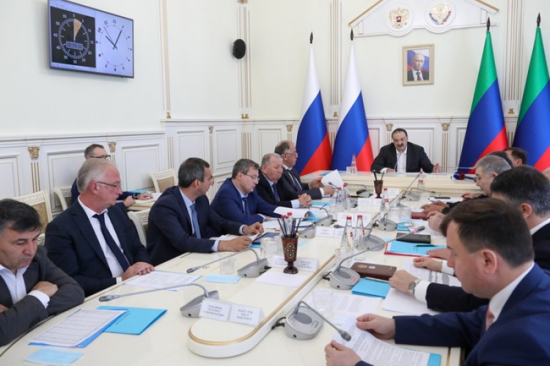 Сергей Меликов провел совещание по вопросам газификации 