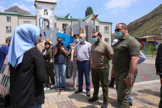 Врио Главы Дагестана поддержал планы по расширению школы в селе Хебда