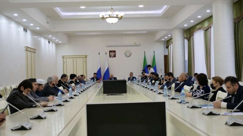В Махачкале прошло заседание Совета при Главе РД по взаимодействию с религиозными объединениями