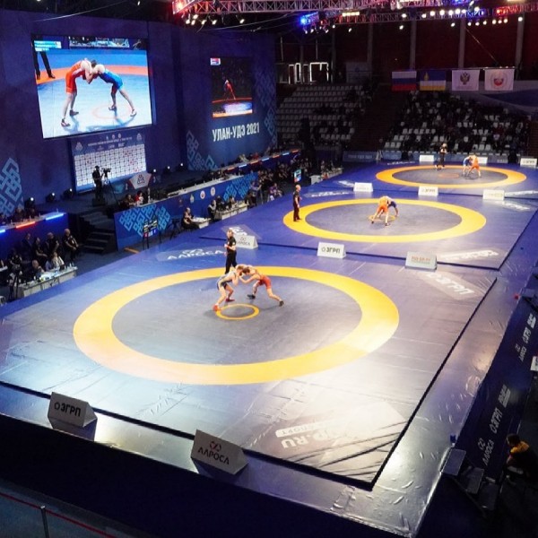 Пятеро дагестанских борцов выиграли чемпионат России в Улан-Удэ