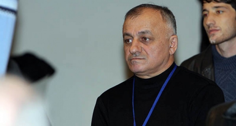 Врио Главы Дагестана Сергей Меликов поздравил Алика Абдулгамидова с престижной наградой в области СМИ.