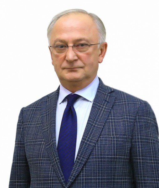 Сергей Меликов назначил Абдулпатаха Амирханова Председателем Правительства Дагестана