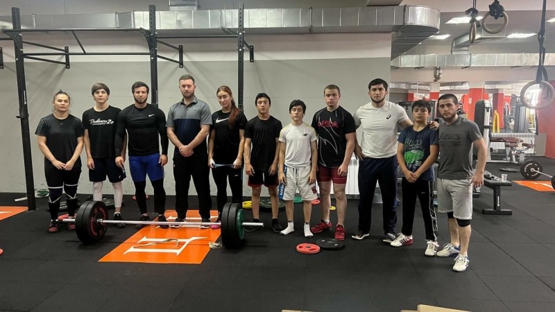 Дагестанские тяжелоатлеты готовятся к чемпионату России 