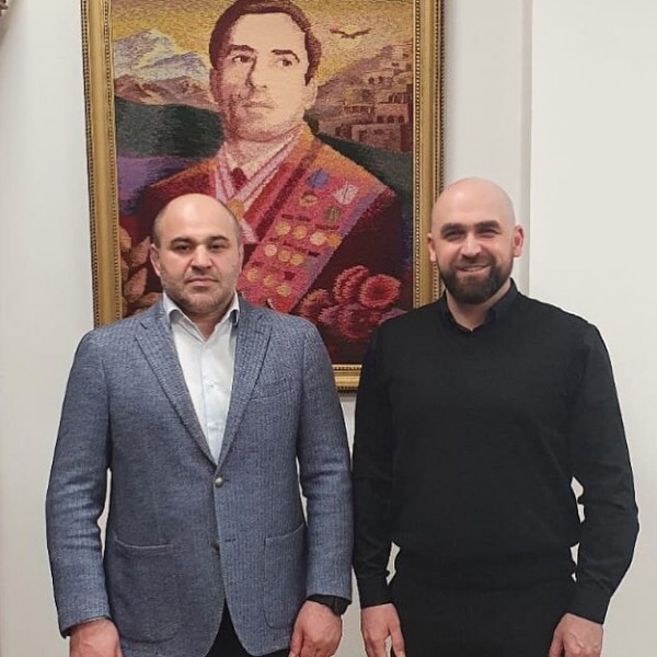 Сажид Сажидов провел встречу с генеральным директором популярной борцовской лиги «Wolnik» Зауром Курбановым