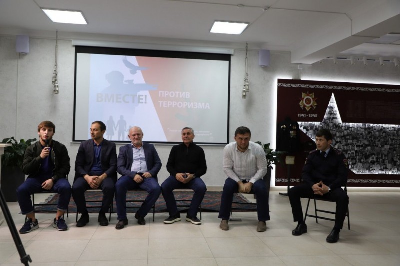 Встреча с учащейся молодежью Ботлихского района