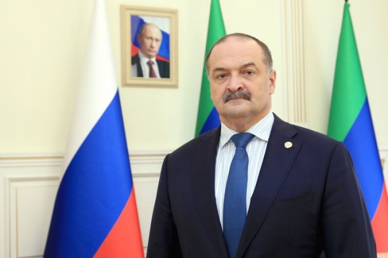 Сергей Меликов поздравил дагестанцев с Днем народного единства 