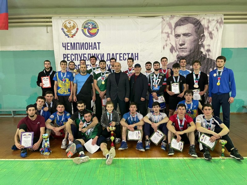 В ДГУ прошел чемпионат Дагестана по волейболу среди студентов памяти Мирзы Гасанова