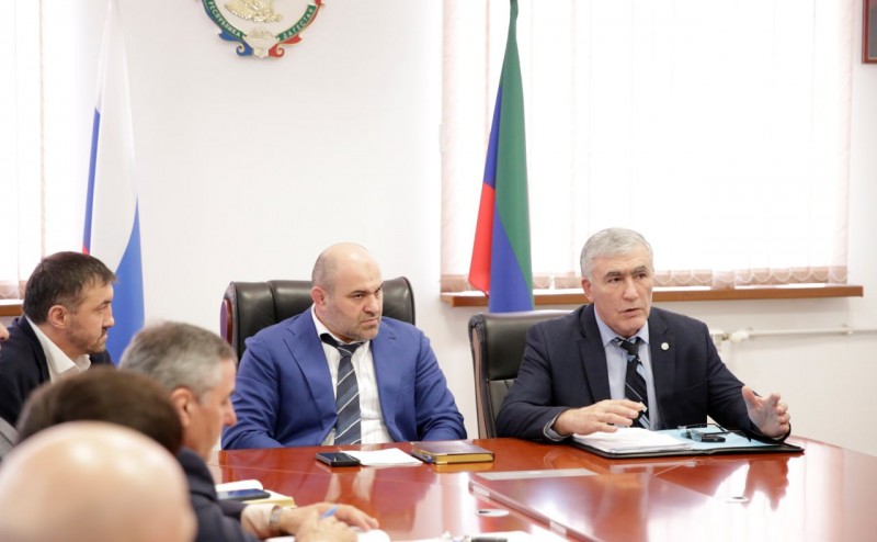 Секретарь Совета Безопасности РД  Магомед Баачилов провел встречу со спортивной общественностью республики 